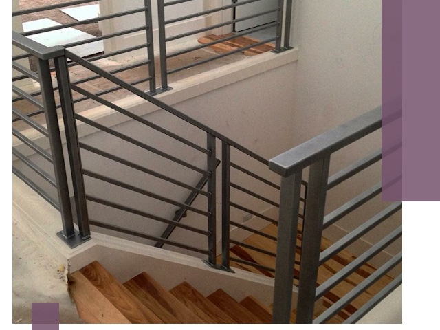 Изготовление поручней из металла и дерева в Белебее